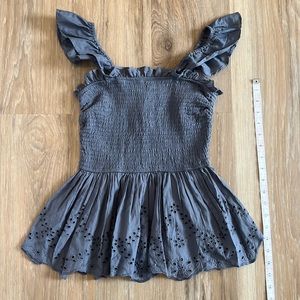 🌸Smocked peplum top